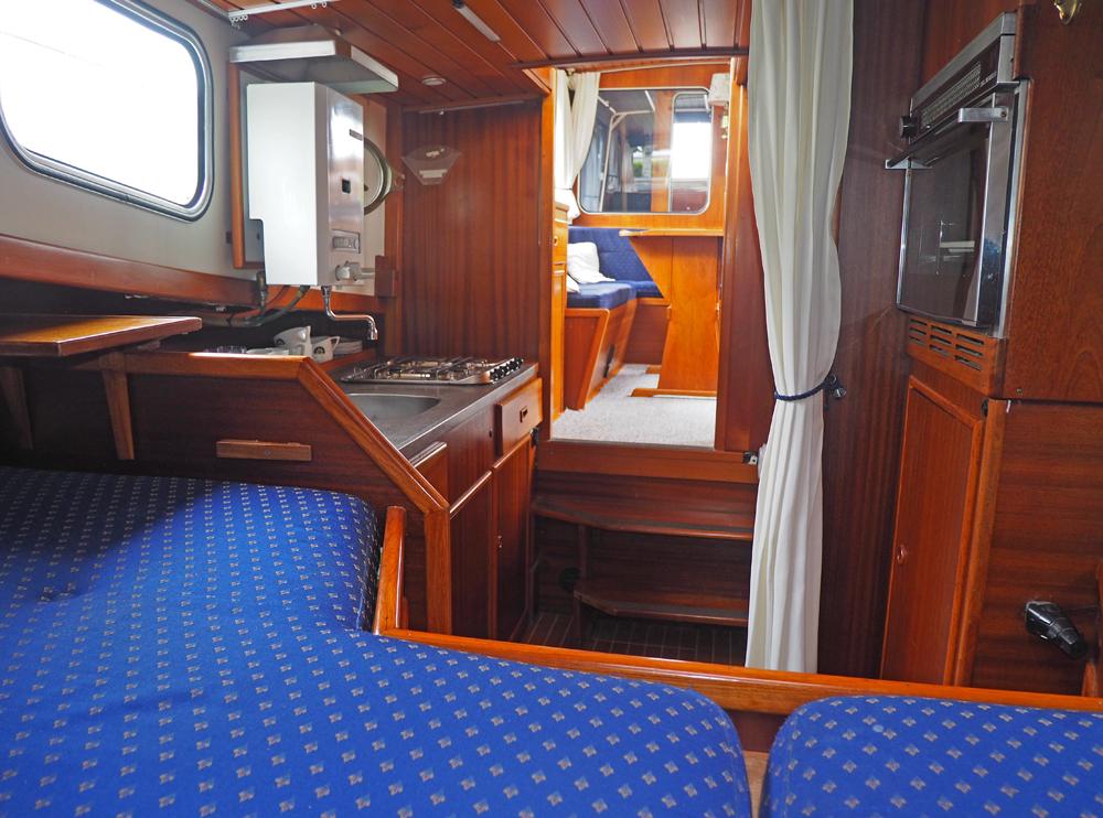 Cabin en avant, H&eacute;bergements